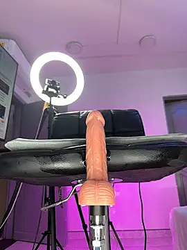 Angel1__ Adlı Modelin Canlı XXX Sohbeti