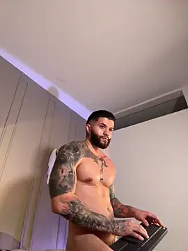 Frank_FarrellのライブXXXチャット