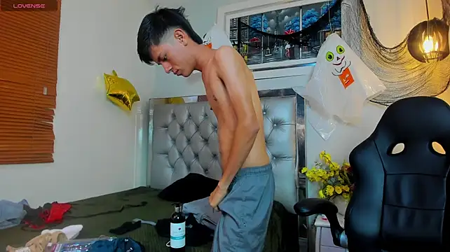 fem_danny7 Chat XXX live