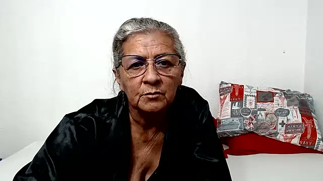 candy_mature_ Adlı Modelin Canlı XXX Sohbeti