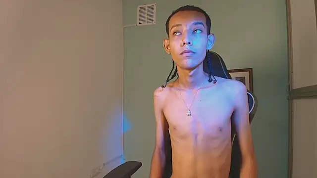 Drake_cum23 লাইভ XXX চ্যাট
