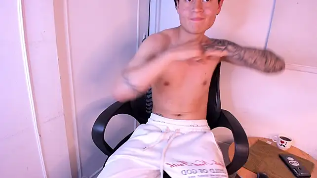 Joe_dark18 élő XXX-chatje