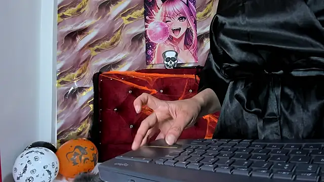 karlaaHott live XXX chat