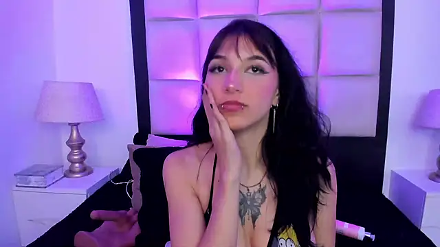 Naomi-Haruno Live XXX-Chat