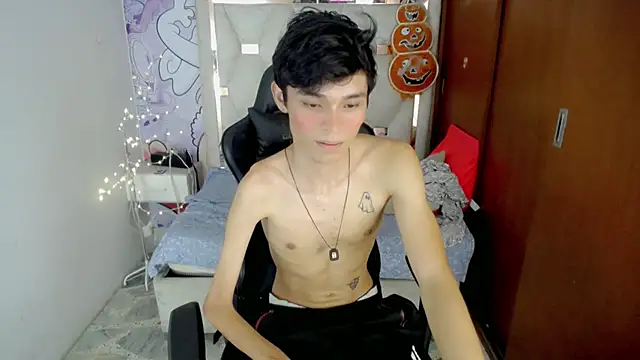Chat XXX en directo de Westboyy_