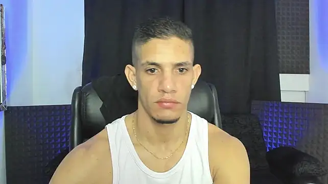 jhonnysnow17 webcam show