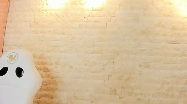 XXX chat uživo modela annie_shine_