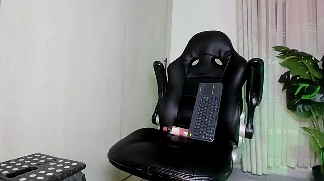 Živý XXX chat Biscuit_oliva