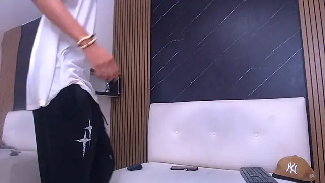 El_Hermetico's Live XXX Chat
