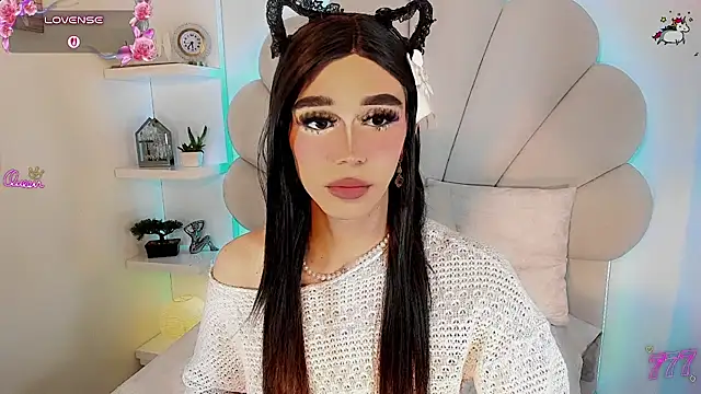 Megaan_Dolll's Live XXX Chat
