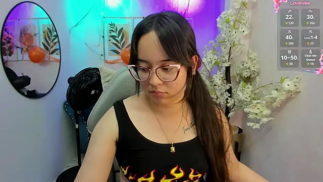 Shady_bug's Live XXX Chat
