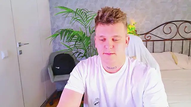 HotVaneen Live XXX chat