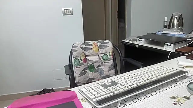 coach-karln Live XXX chat