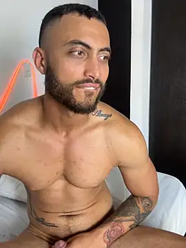 Chatroom XXX en direct de ClayBrown