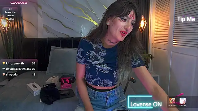 Chat +18 de Dark_Dominika ao vivo
