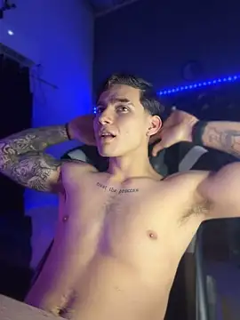 keiler_suxrez Chat XXX in diretta