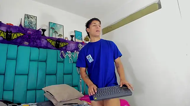 Boy_Leon_X live XXX chat