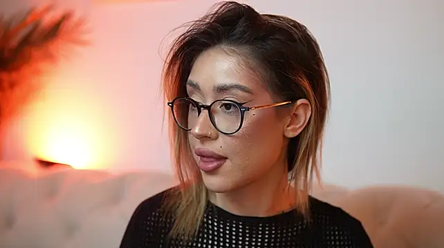 AileenKiss' Live XXX Chat
