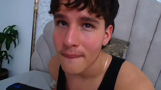 Chat XXX ao vivo de SEXYBOY_VC