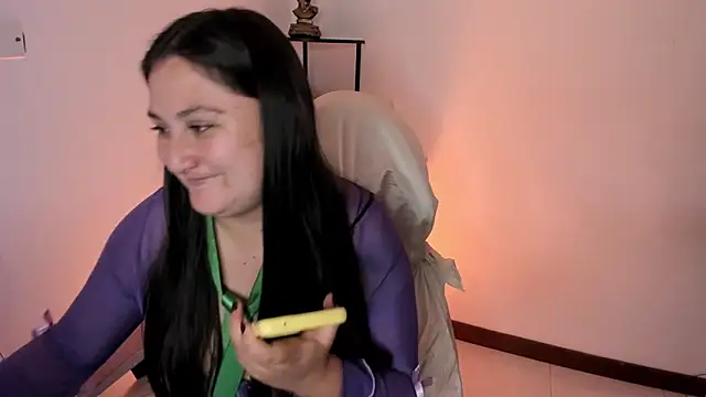 EmaTramel1's Live XXX Chat