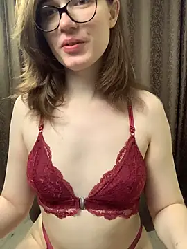 Czat XXX na żywo – RatGirl_Diary