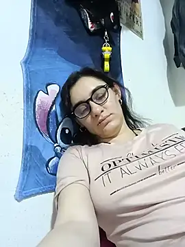 Chat +18 de babyelena_ ao vivo