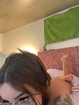 Czat XXX na żywo – Little_Gaby_
