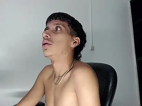 Živý XXX chat brayan__hot__