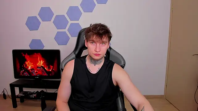 Chris_Tyson Live XXX-Chat