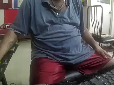 Živý XXX chat Oronnay8