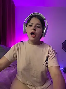 צ'אט XXX בשידור חי של XXXAngella