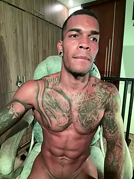 blackboy-strong Chat XXX in diretta