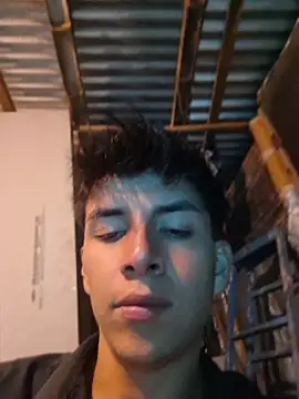Chat XXX en directo de ZaneHoward