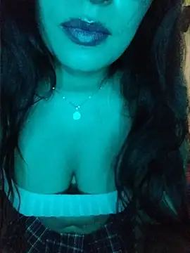 AdarhaRamirez_ Chat XXX in diretta