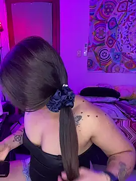 צ'אט XXX בשידור חי של Amarantha_666