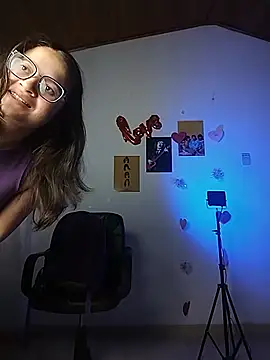 دردشة Lilith_cute_ الجنسية المباشرة