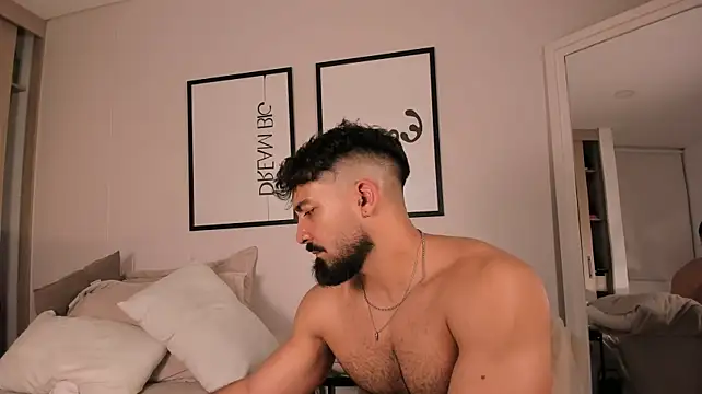 Max_strong01: απευθείας συνομιλία ΧΧΧ