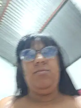 צ'אט XXX בשידור חי של ZaidaWet