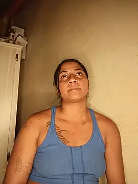 Czat XXX na żywo – Giselabrunette25