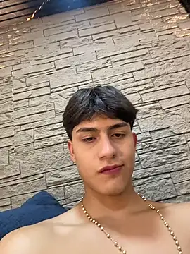 Lander_Cruz XXX чат на живо