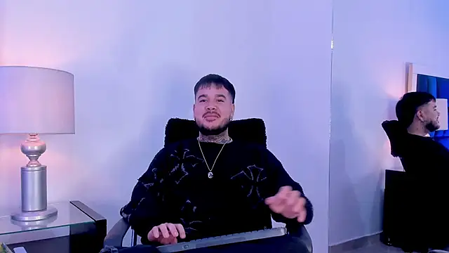 DanteBlossom's Live XXX Chat