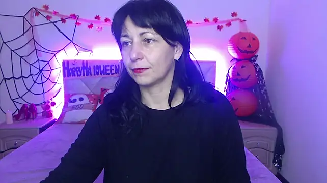 LiluGrants Chat XXX in diretta