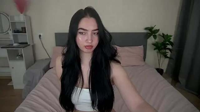 دردشة WildKittenX_ الجنسية المباشرة