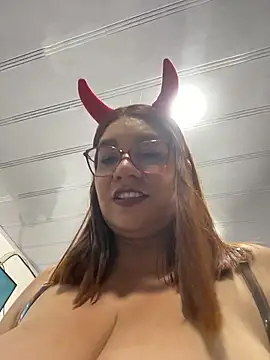 PamelaBoobs Chat XXX in diretta