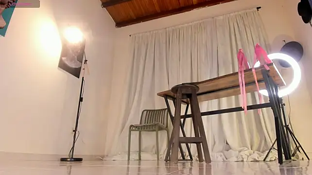 ArchieCollins Show Webcam