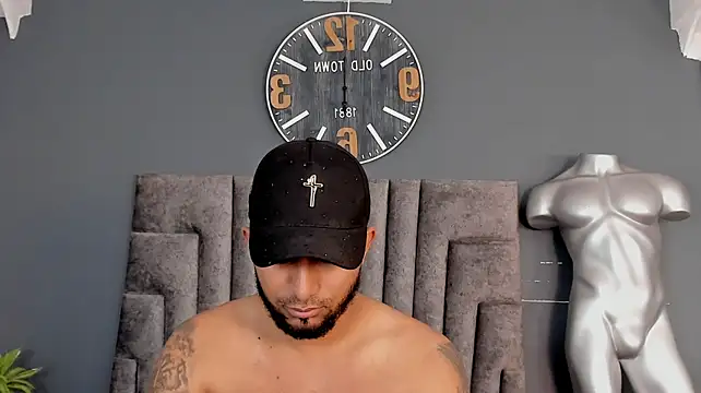 Robin_Rief Chat XXX live