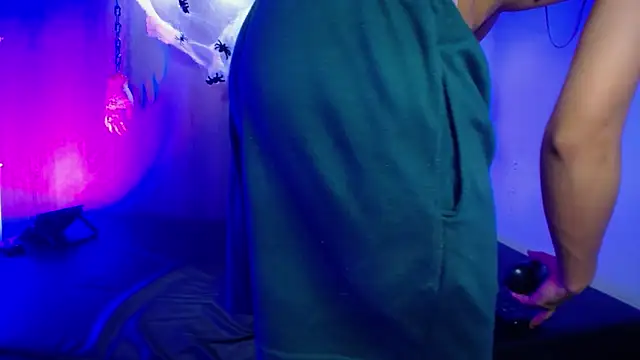 Ares_damm_ Chat XXX live