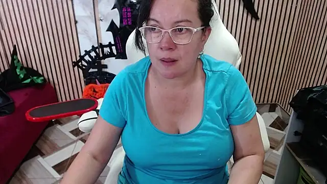 Онлайн чат XXX Sonialorens_