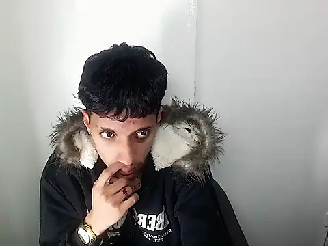 Онлайн чат XXX brayan__hot__
