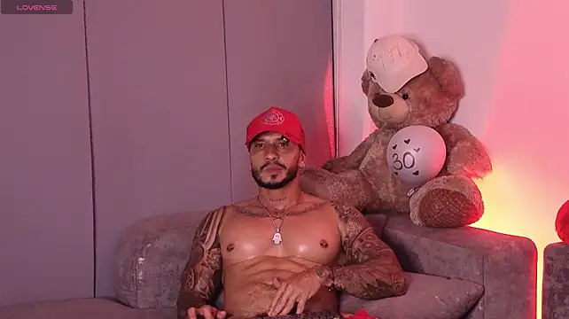 צ'אט XXX בשידור חי של Seth_Vegaa